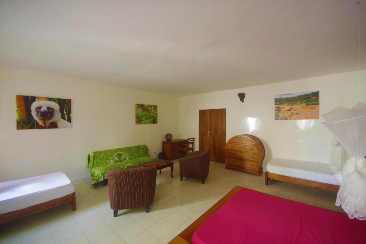 דקר Villa Ty Milyn Mazela Sa מראה חיצוני תמונה