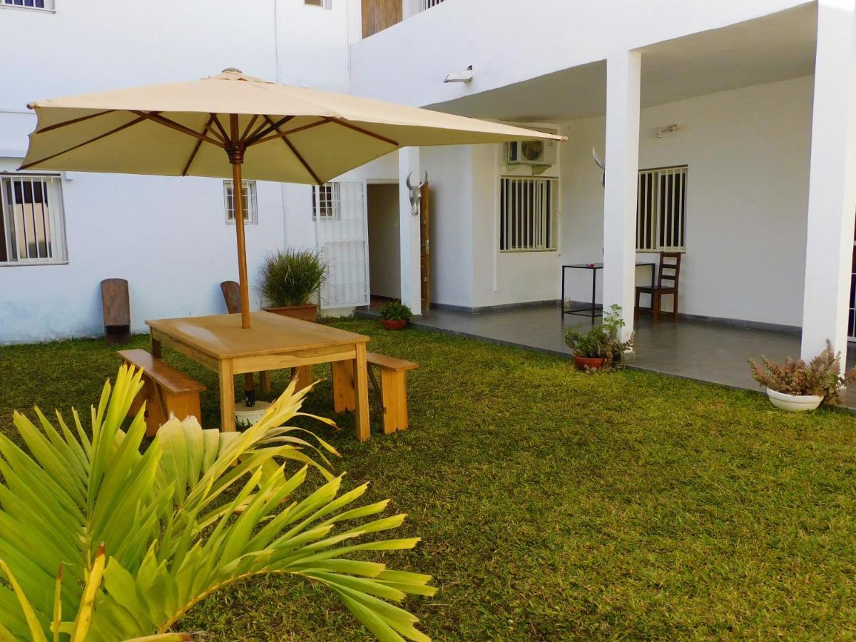 דקר Villa Ty Milyn Mazela Sa מראה חיצוני תמונה